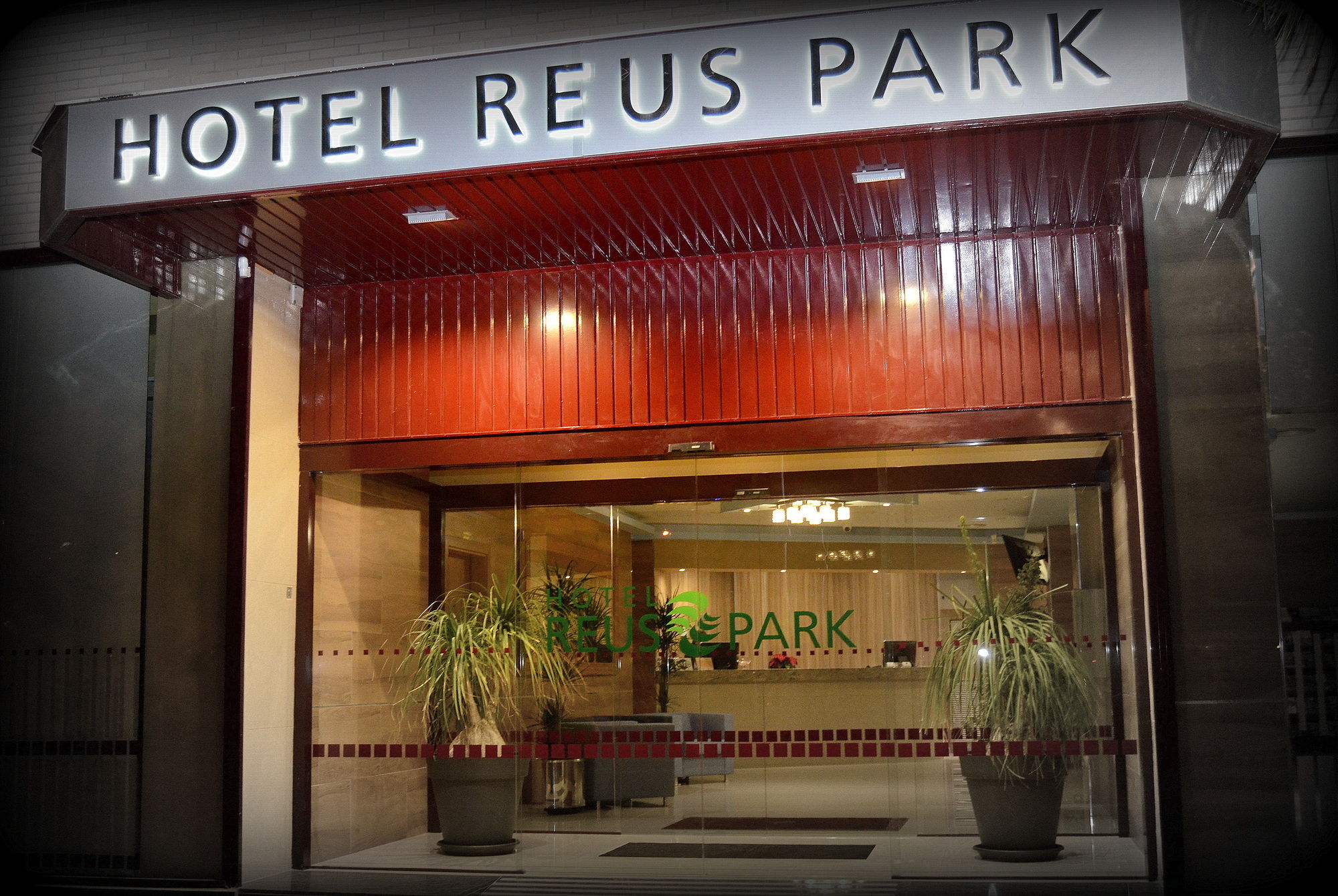 Hotel Reus Park Eksteriør billede